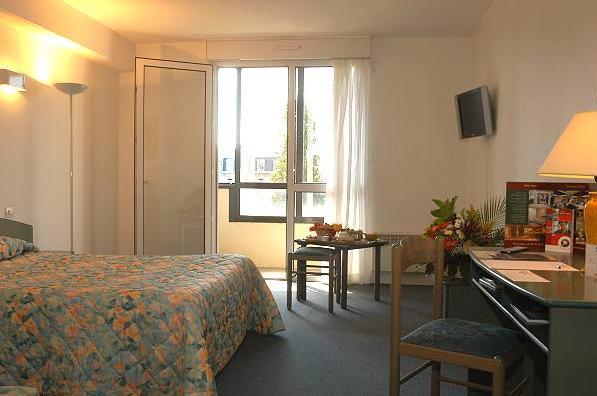 Inter-Hotel Bordeaux Meriadeck Alton Room photo